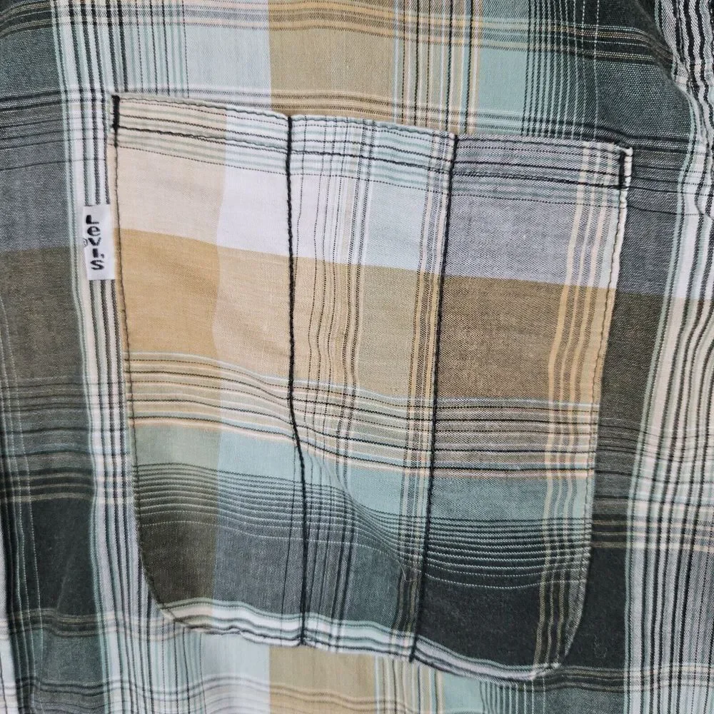 Levi's Green & Yellow Plaid‎ Pearl Snap Shirt Size Large Short Sleeves White Tab